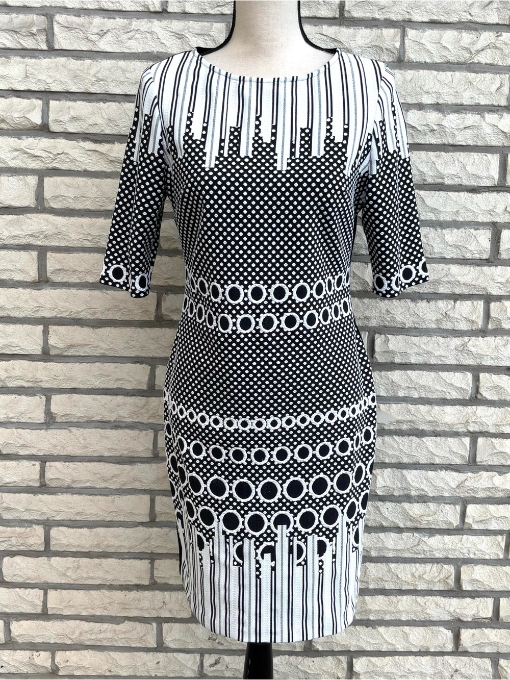 julia jordan Black and White Geometric Midi Dress